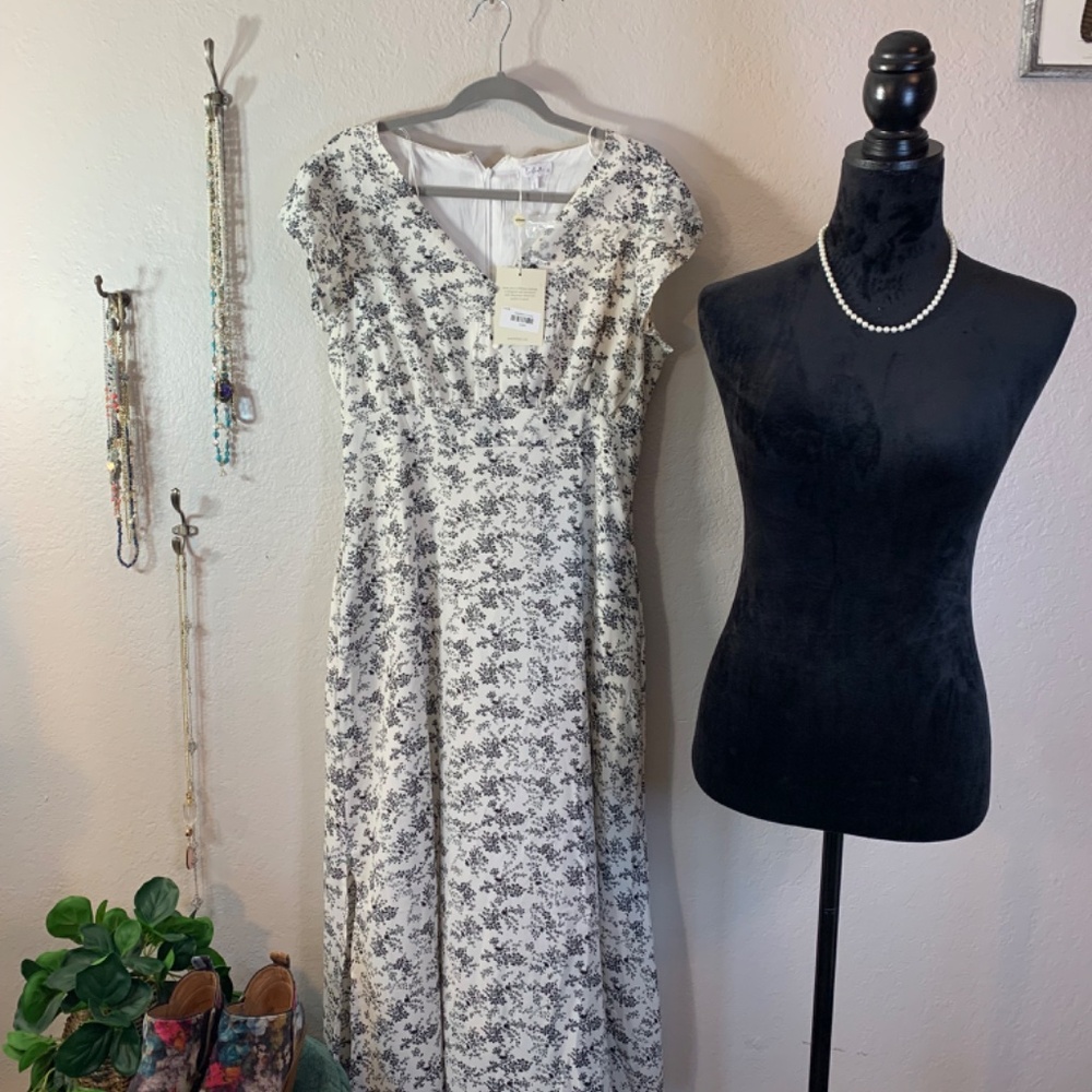 Bohme black and white floral dress with pockets NWT size large - Picture 2 of 12